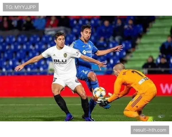 赫塔菲球员表现稳健，豪取连胜强势跻身联赛前列