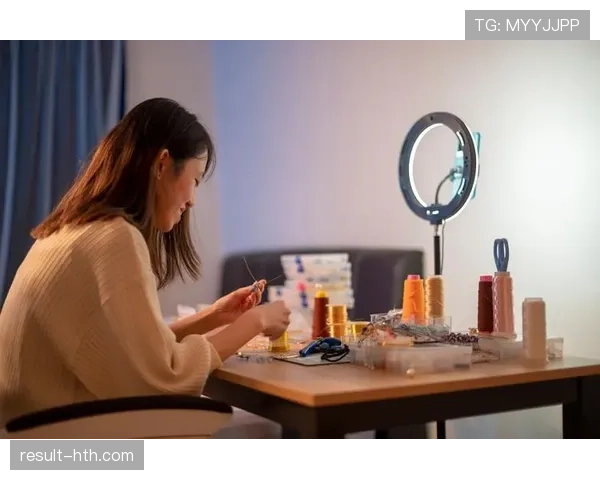 杜丽这工资真让我怀疑她是不是偷偷开了直播副业了吧？